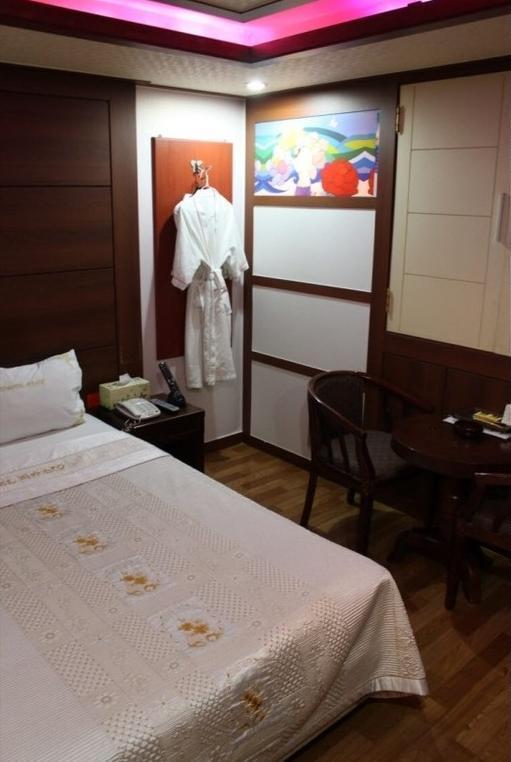 Picasso Motel Jongno Сеул Стая снимка