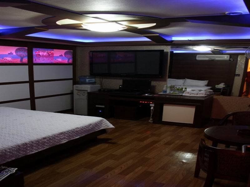 Picasso Motel Jongno Сеул Екстериор снимка